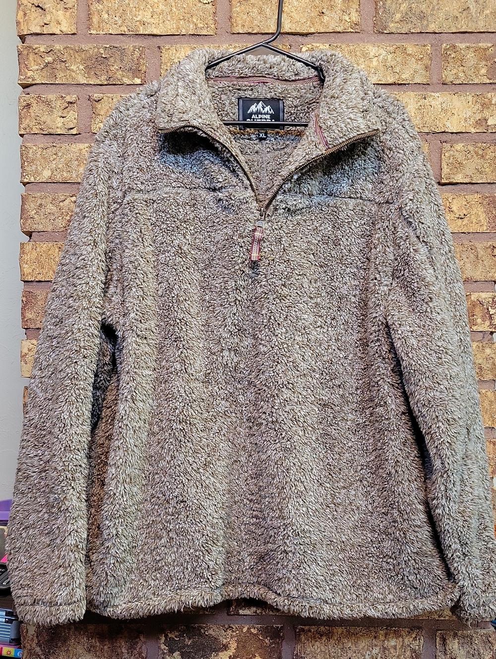 Alpine Taupe Plush Sherpa Quarter Zip Pullover Size XL Cozy Warm Fall Casual